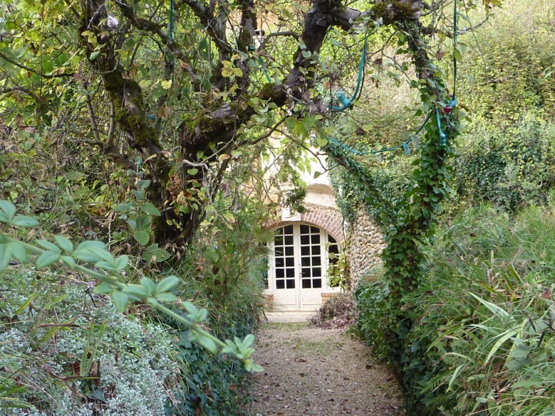 {"fr":"Visitez la cité médiévale et troglodytique Trôo !","en":"Visit the medieval and troglodyte city Trôo!"}