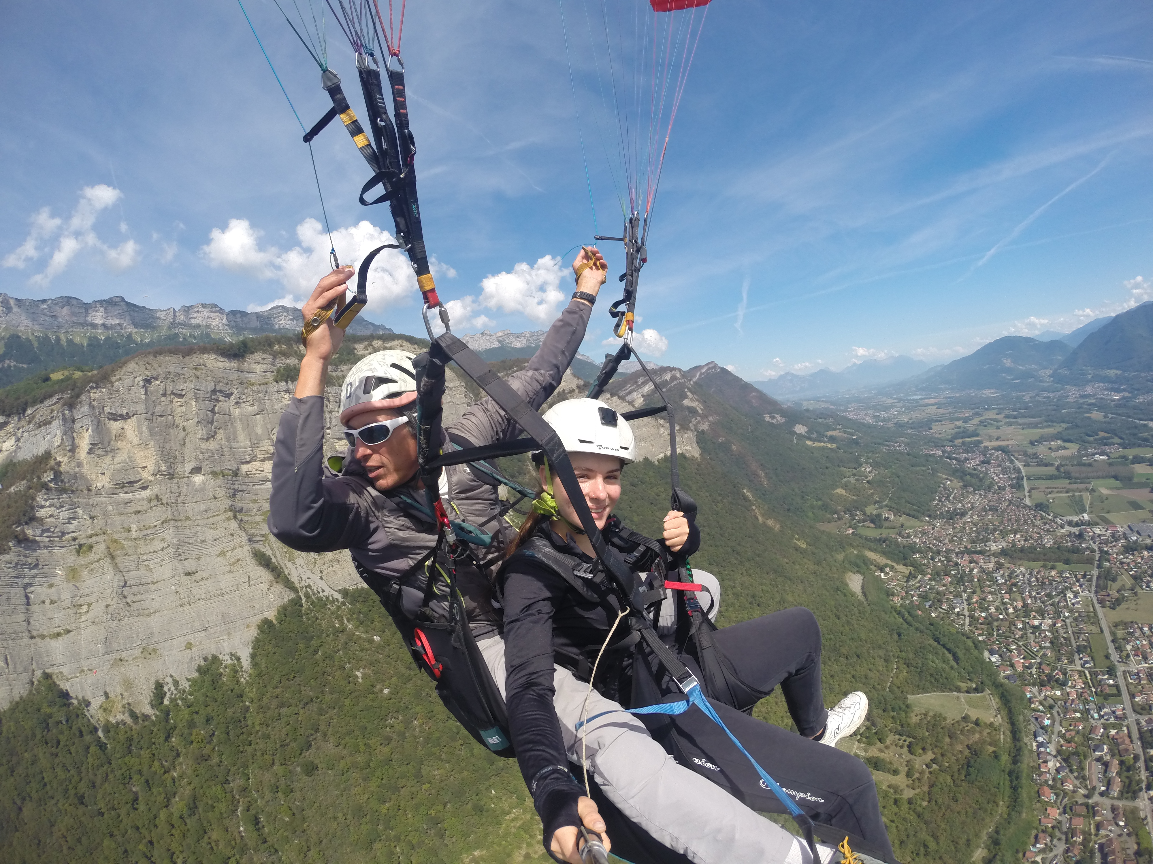 {"fr":"baptêmes parapente Grenoble","en":"first paragliding Grenoble"}